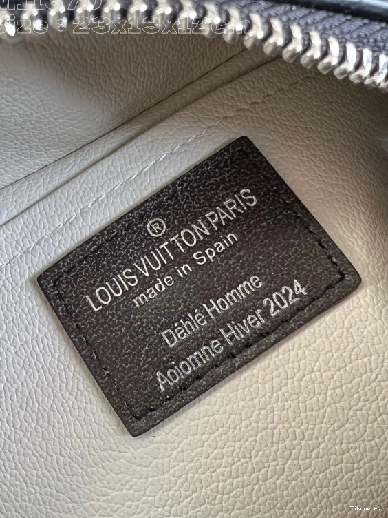 Cheap KIT VUITTON bag-23*13*12CM LOCKER LOUIS DOPP 0802